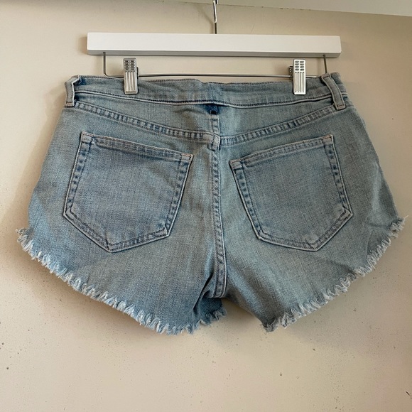 L’AGENCE Mid Rise Light Denim Shorts NWT - Picture 6 of 7